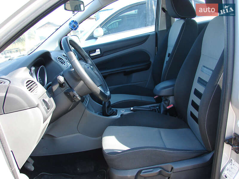 Хэтчбек Ford Focus 2009 в Одессе фото 9 Хэтчбек Ford Focus 2009 в Одессе