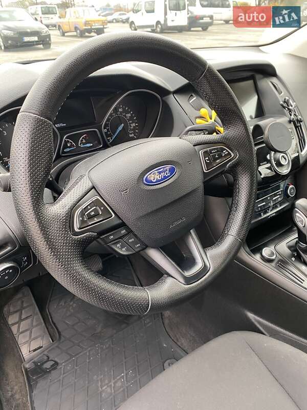 Седан Ford Focus 2017 в Киеве фото 7 Седан Ford Focus 2017 в Киеве