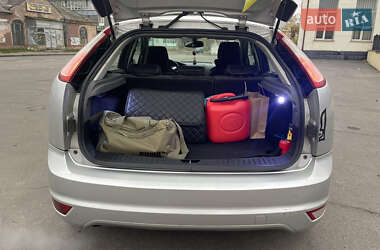 Хэтчбек Ford Focus 2008 в Днепре