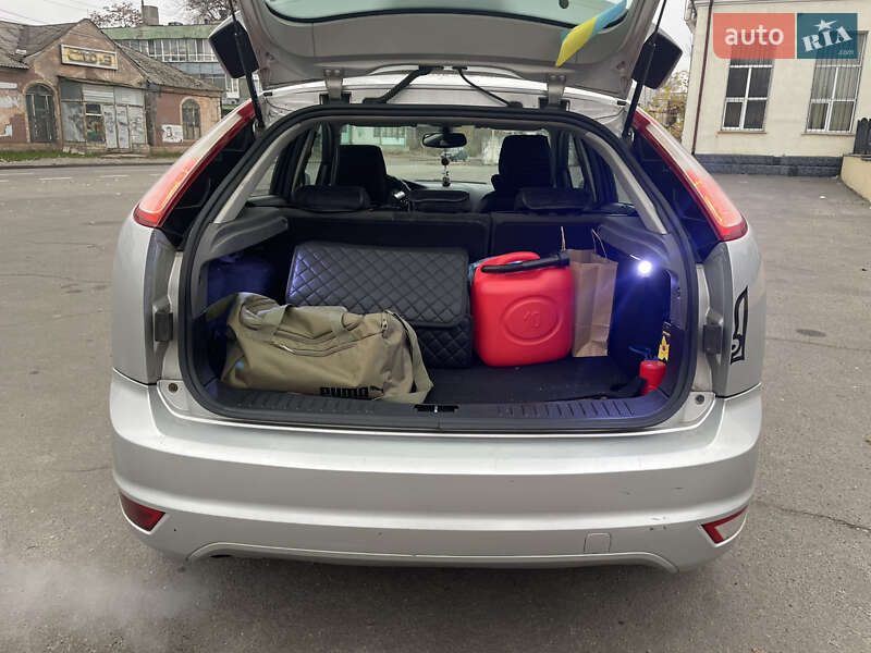 Хэтчбек Ford Focus 2008 в Днепре фото 2 Хэтчбек Ford Focus 2008 в Днепре