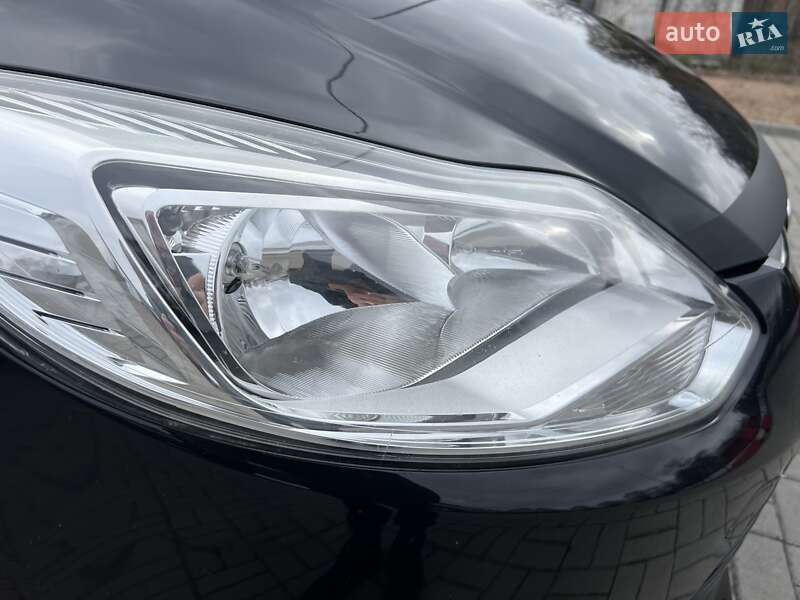 Універсал Ford Focus 2014 в Житомирі