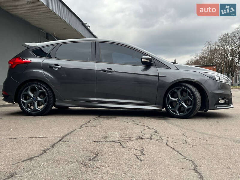 Хэтчбек Ford Focus 2017 в Львове фото 6 Хэтчбек Ford Focus 2017 в Львове