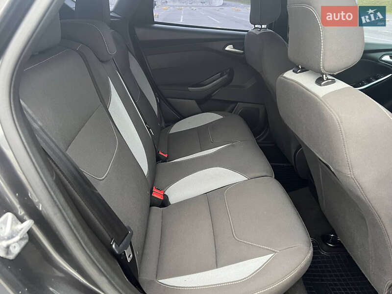 Хэтчбек Ford Focus 2017 в Львове фото 41 Хэтчбек Ford Focus 2017 в Львове