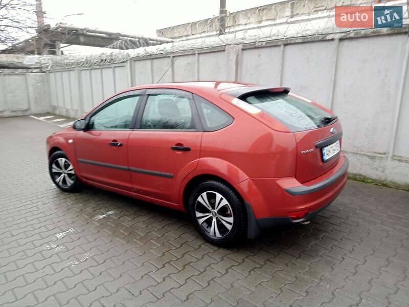 Хетчбек Ford Focus 2006 в Житомирі фото 5 Хетчбек Ford Focus 2006 в Житомирі