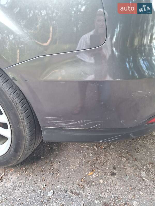 Седан Ford Focus 2015 в Краснокутске фото 10 Седан Ford Focus 2015 в Краснокутске