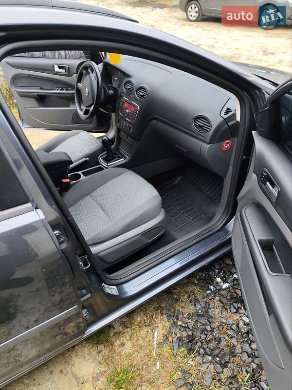 Універсал Ford Focus 2006 в Вараші
