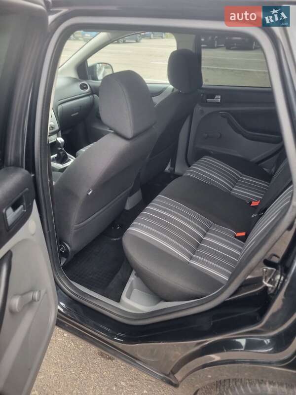 Универсал Ford Focus 2010 в Первомайске