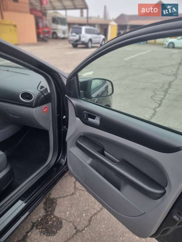 Универсал Ford Focus 2010 в Первомайске