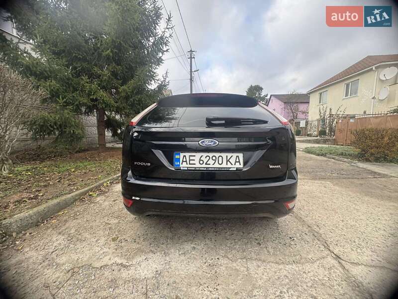 Хэтчбек Ford Focus 2010 в Днепре