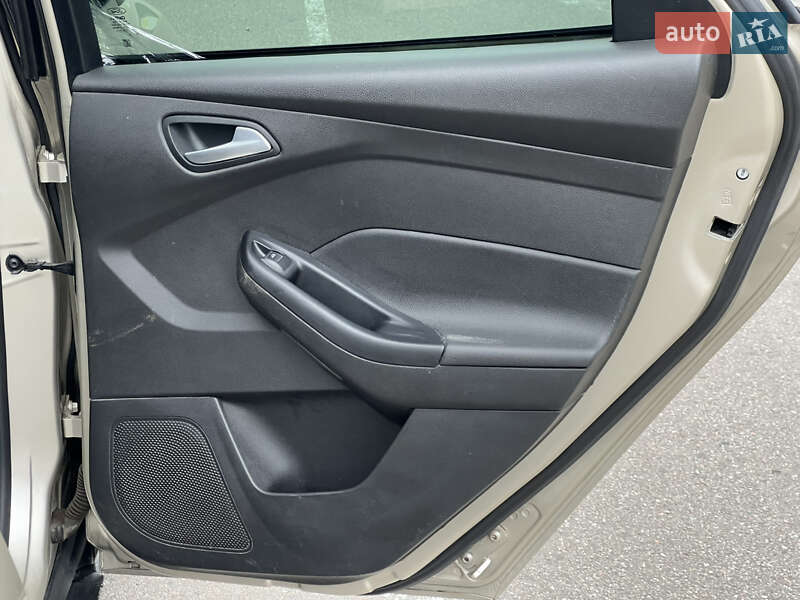 Седан Ford Focus 2018 в Киеве