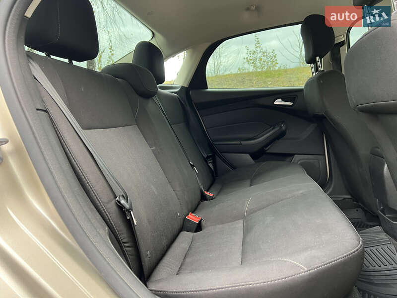 Седан Ford Focus 2018 в Киеве