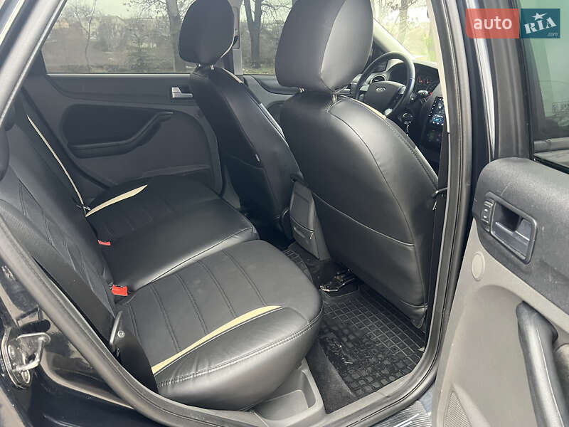 Седан Ford Focus 2006 в Сумах