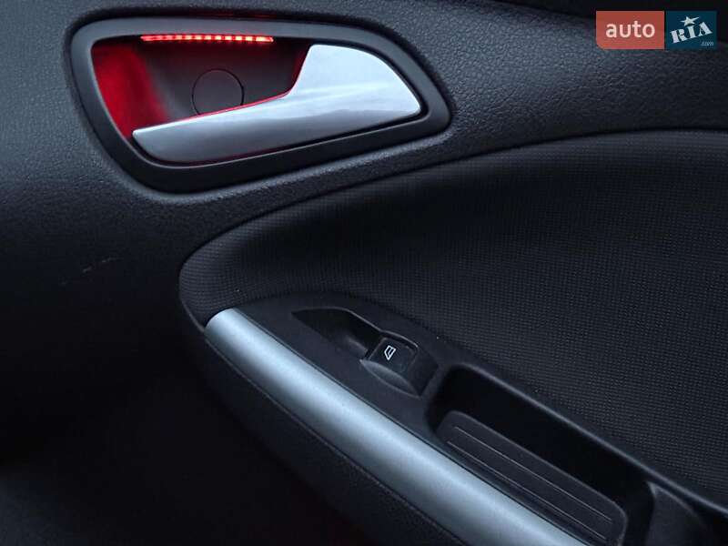 Седан Ford Focus 2013 в Львове