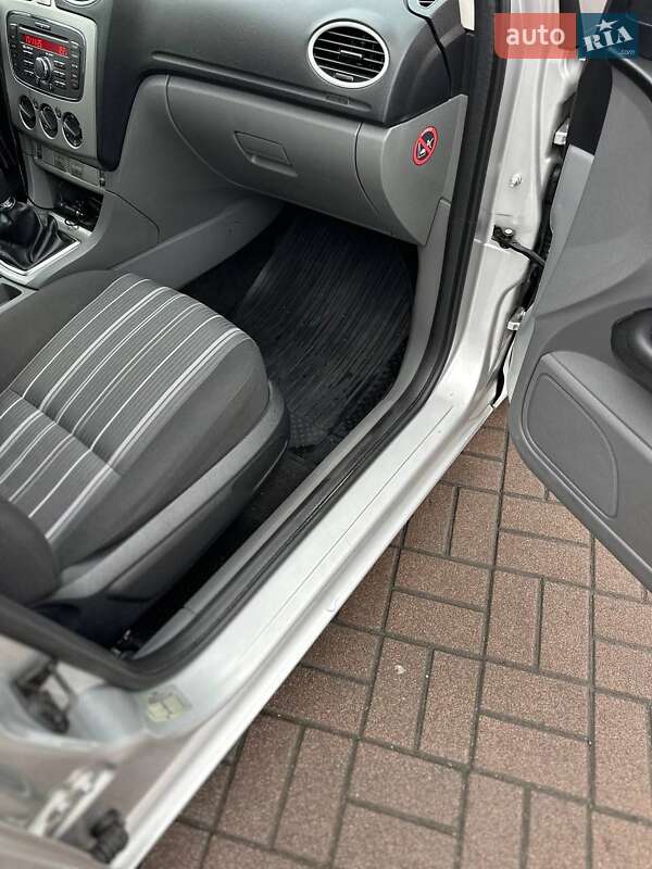 Универсал Ford Focus 2010 в Киеве фото 14 Универсал Ford Focus 2010 в Киеве