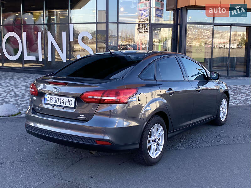 Седан Ford Focus 2015 в Киеве