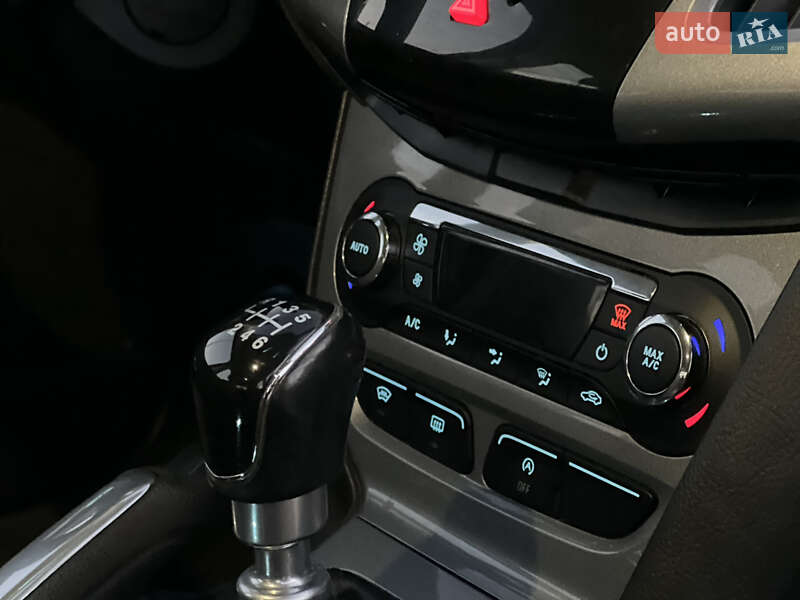 Хетчбек Ford Focus 2012 в Стрию