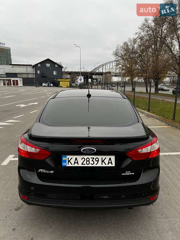 Седан Ford Focus 2014 в Киеве