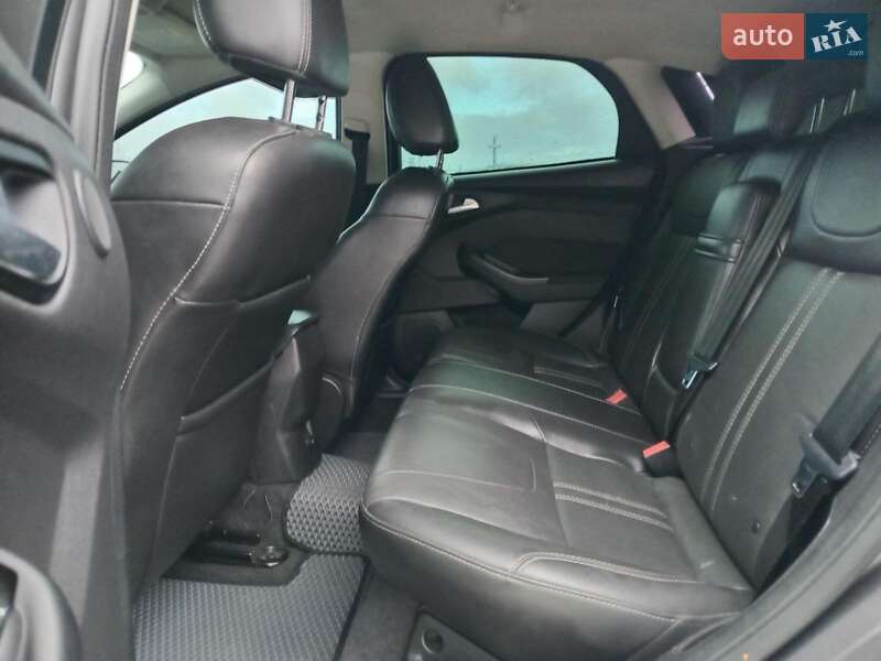 Хэтчбек Ford Focus 2013 в Львове фото 18 Хэтчбек Ford Focus 2013 в Львове