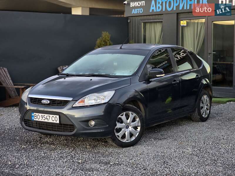 Хэтчбек Ford Focus 2010 в Тернополе