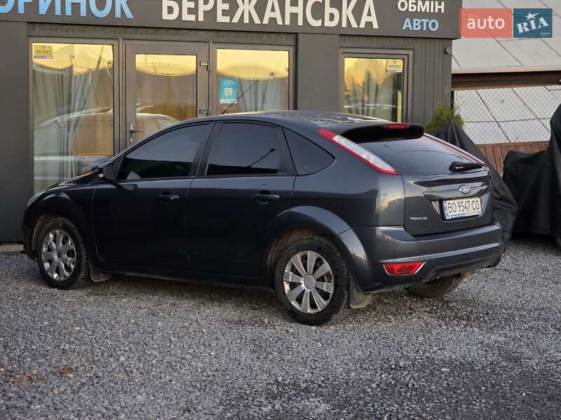 Хэтчбек Ford Focus 2010 в Тернополе