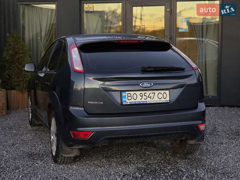 Хэтчбек Ford Focus 2010 в Тернополе