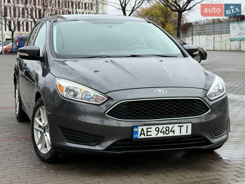 Седан Ford Focus 2015 в Днепре