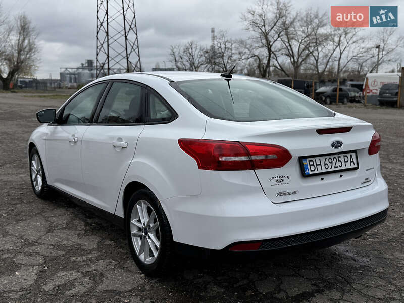 Седан Ford Focus 2015 в Миколаєві