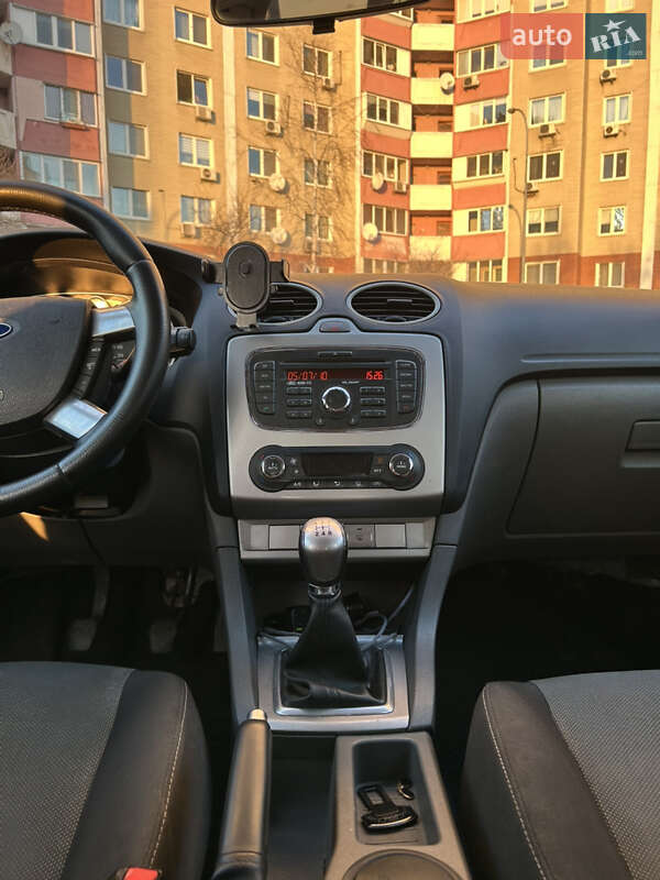 Універсал Ford Focus 2010 в Києві фото 10 Універсал Ford Focus 2010 в Києві