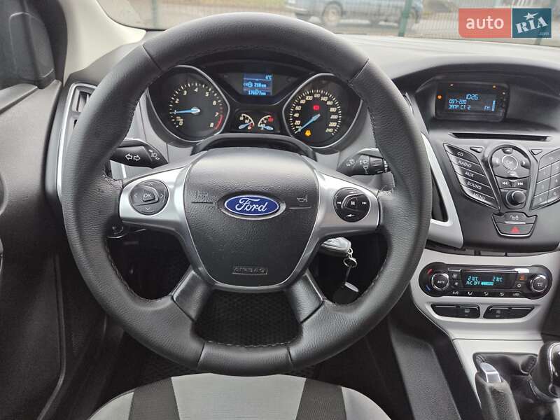 Седан Ford Focus 2013 в Хмельницком фото 20 Седан Ford Focus 2013 в Хмельницком