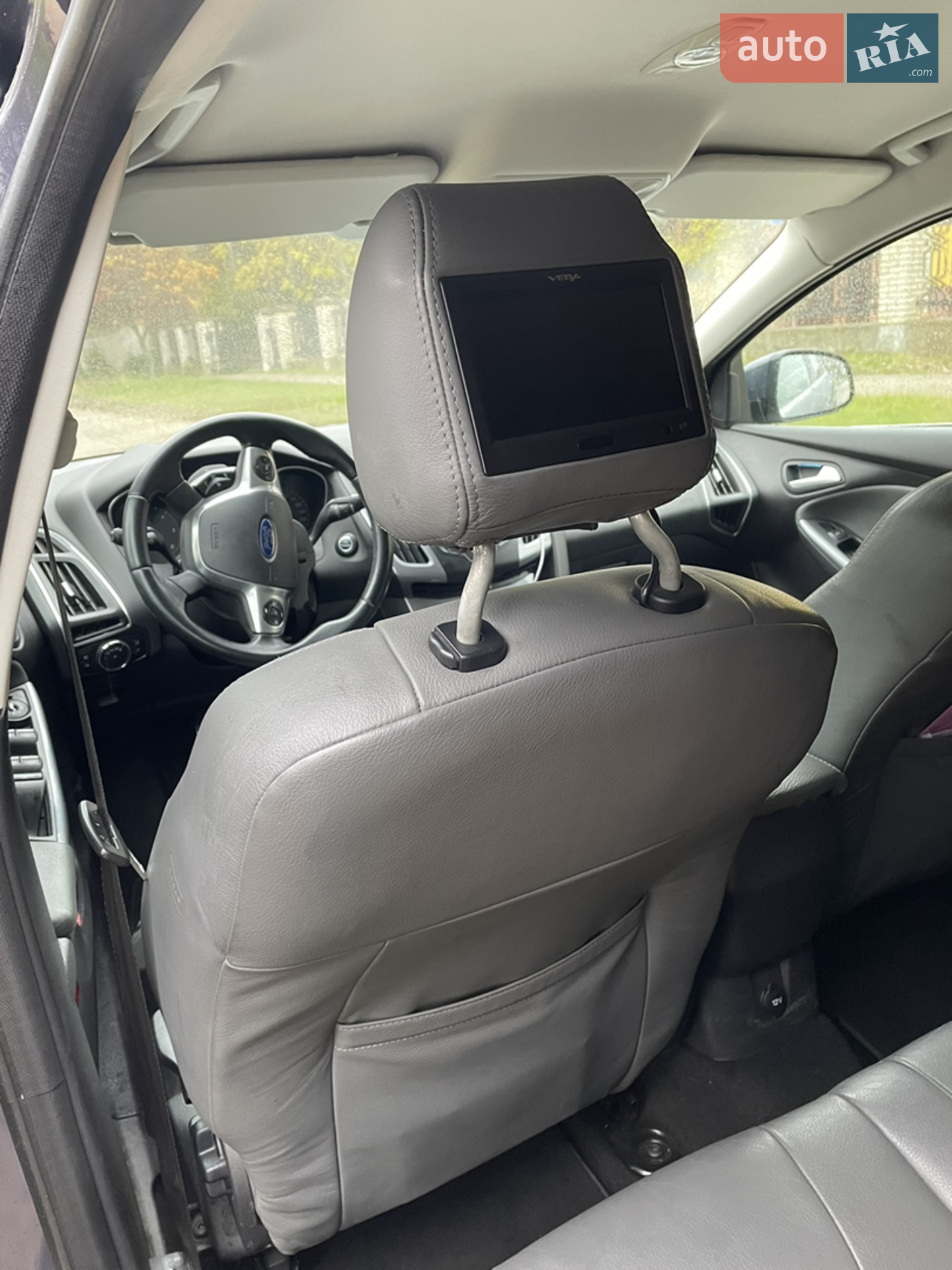 2012 Ford Focus - мініатюра 12