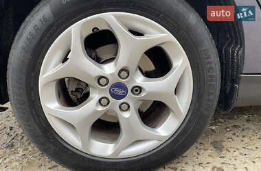 Универсал Ford Focus 2012 в Вараше