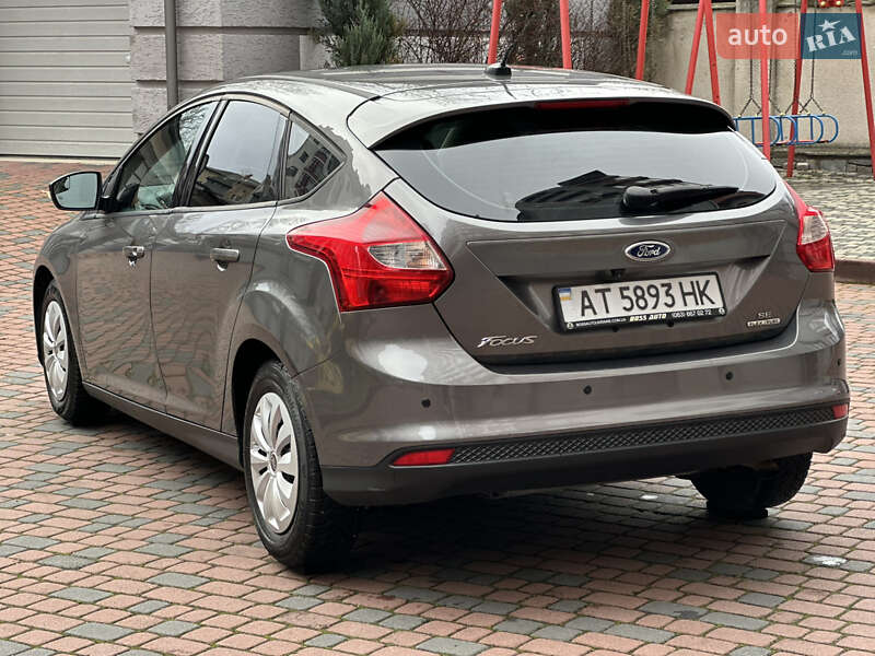 Хэтчбек Ford Focus 2013 в Ивано-Франковске