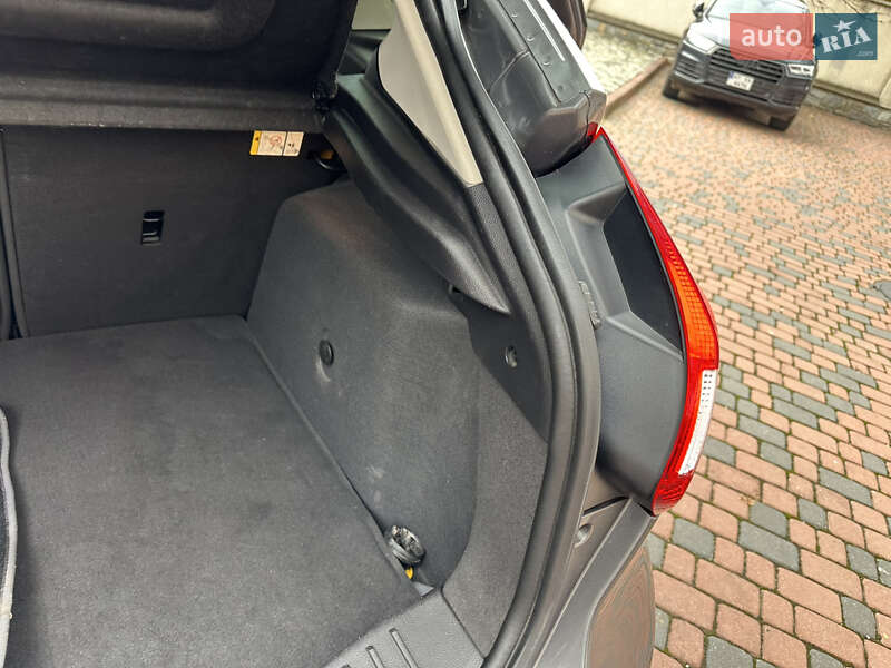 Хэтчбек Ford Focus 2013 в Ивано-Франковске