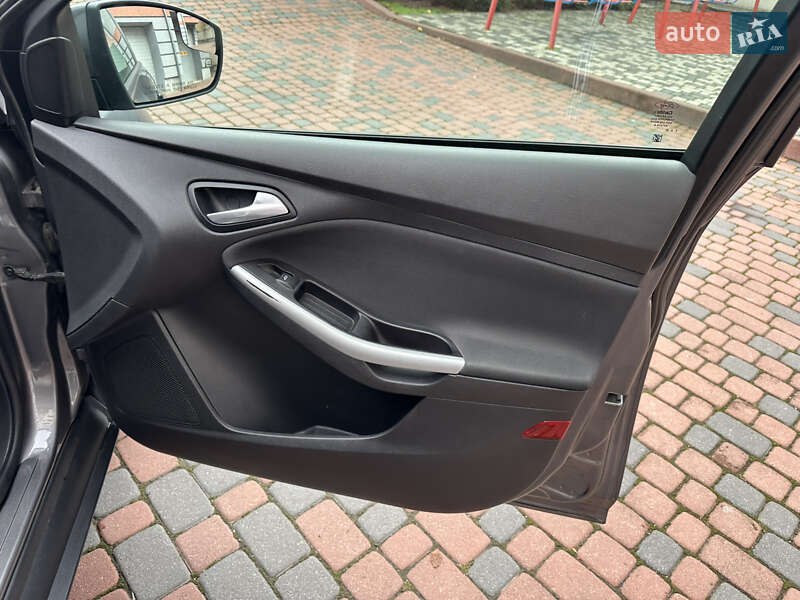 Хэтчбек Ford Focus 2013 в Ивано-Франковске