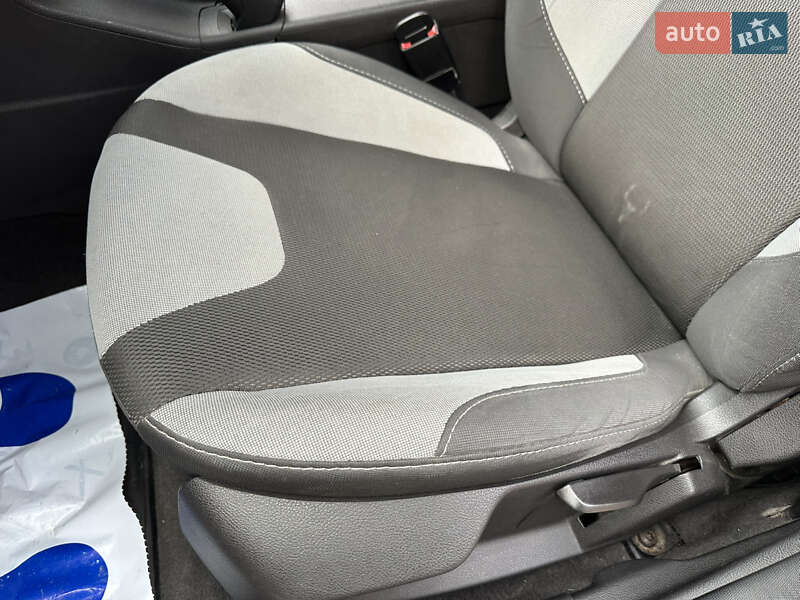 Хэтчбек Ford Focus 2013 в Ивано-Франковске