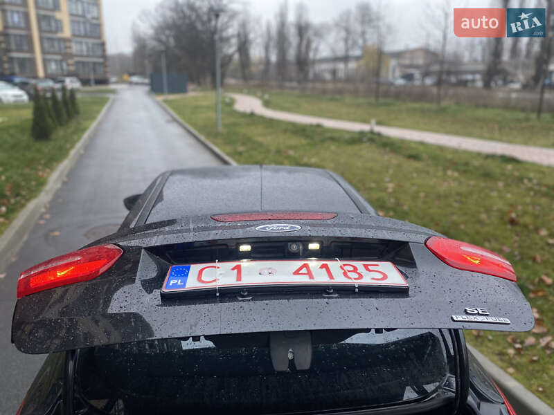 Седан Ford Focus 2015 в Чернигове