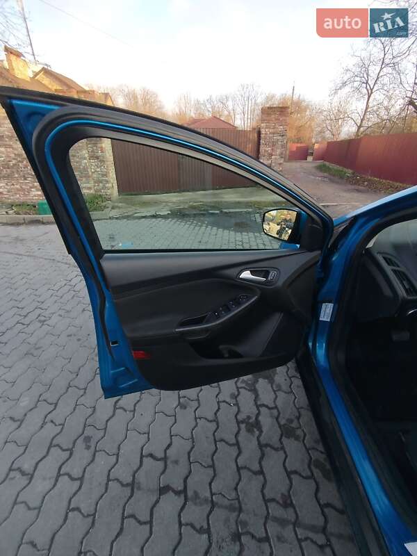 Хетчбек Ford Focus 2015 в Львові