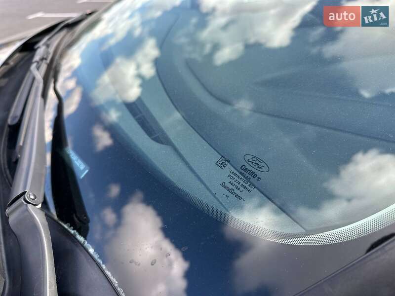 Седан Ford Focus 2015 в Днепре