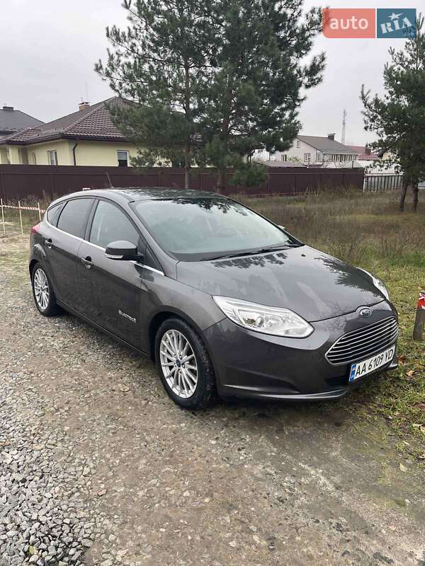 Хетчбек Ford Focus 2017 в Києві
