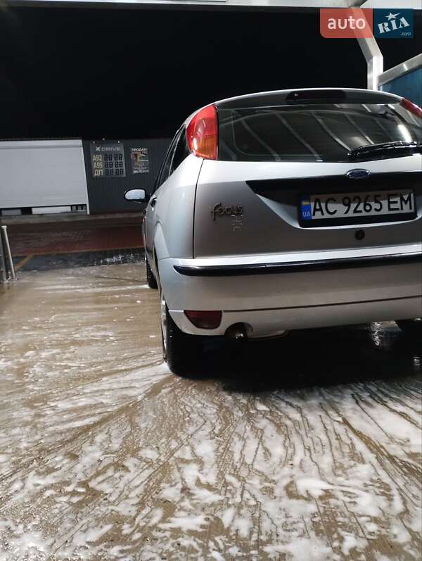 Хэтчбек Ford Focus 2002 в Луцке фото 6 Хэтчбек Ford Focus 2002 в Луцке
