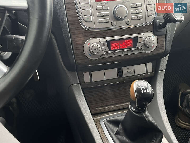 Универсал Ford Focus 2009 в Ивано-Франковске фото 18 Универсал Ford Focus 2009 в Ивано-Франковске