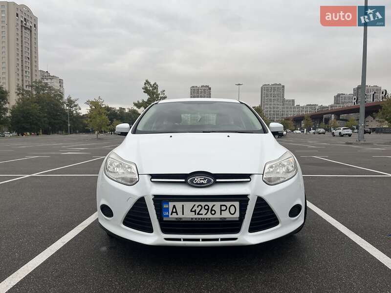 Хэтчбек Ford Focus 2013 в Софиевской Борщаговке фото 2 Хэтчбек Ford Focus 2013 в Софиевской Борщаговке