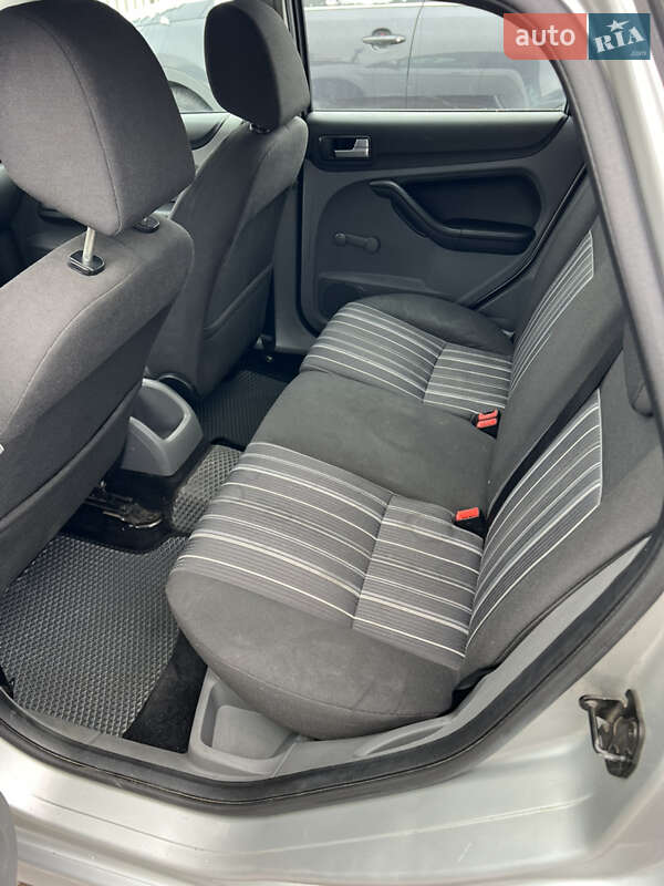 Универсал Ford Focus 2008 в Ровно фото 8 Универсал Ford Focus 2008 в Ровно