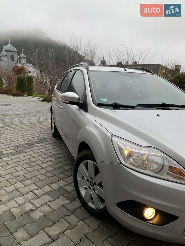 Універсал Ford Focus 2010 в Кременці