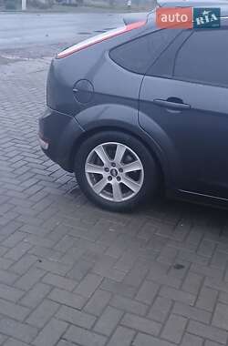 Хэтчбек Ford Focus 2008 в Ужгороде