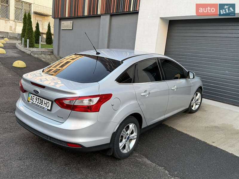 Седан Ford Focus 2011 в Дніпрі