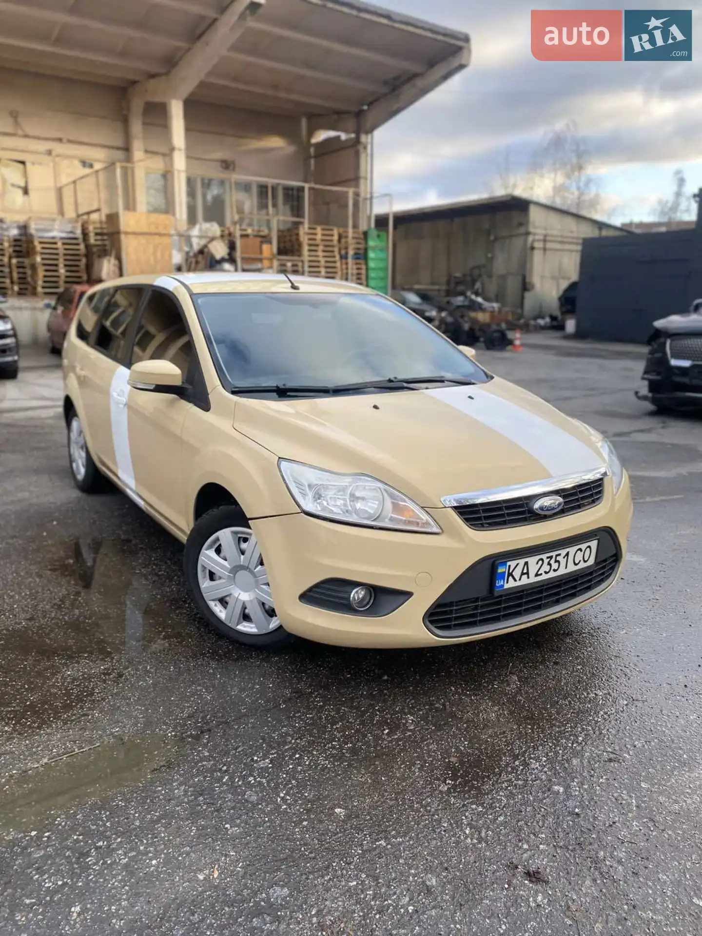 2010 Ford Focus - фото 1