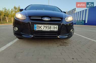 Універсал Ford Focus 2013 в Дубні