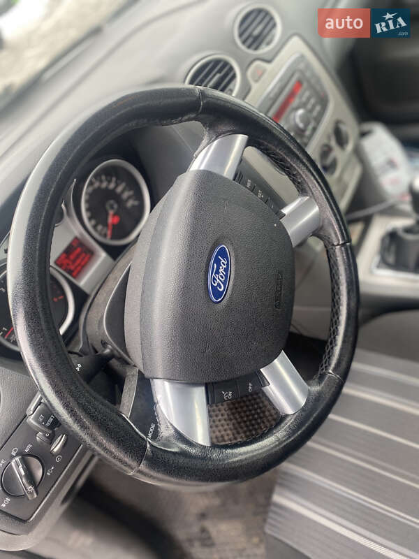 Универсал Ford Focus 2010 в Львове