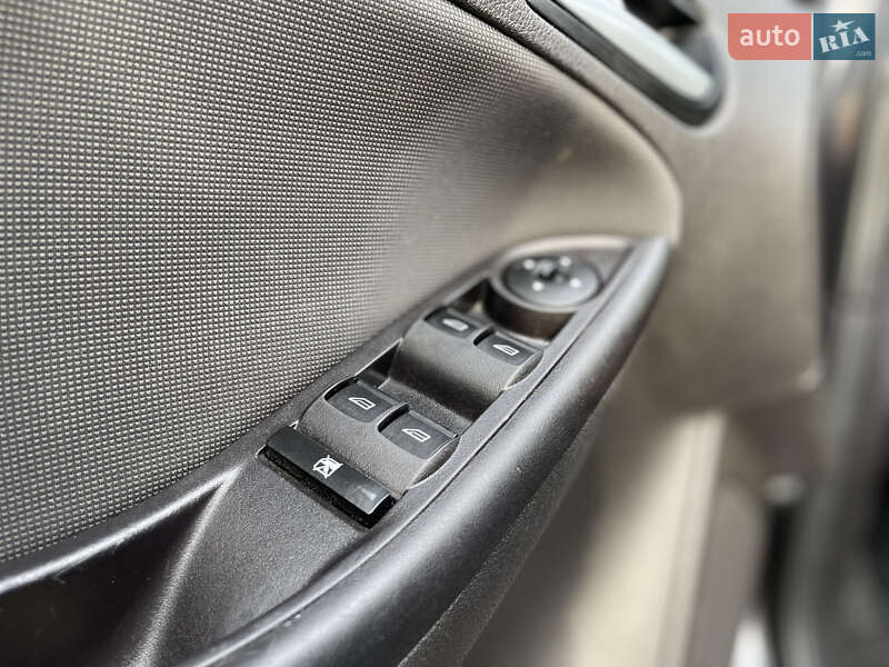 Седан Ford Focus 2014 в Миколаєві